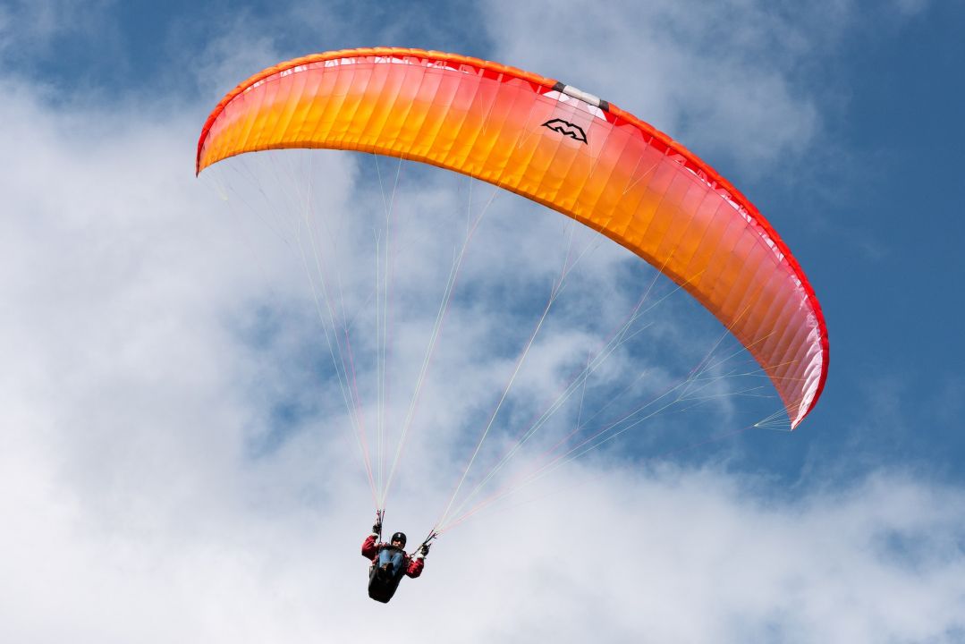 Paragliding in Khanpur Dam